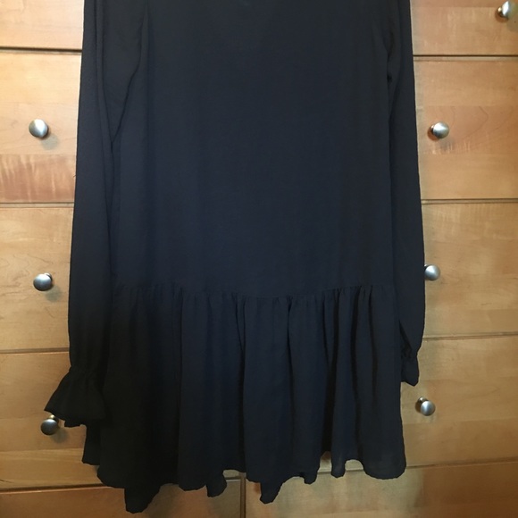 Size 2 tunic from H&M, very very dark green/black - Picture 2 of 3